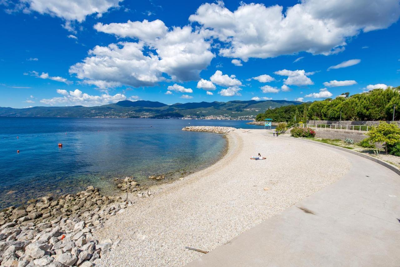 My Way Room, Parking, Sea View, Terrace Rijeka Exterior foto