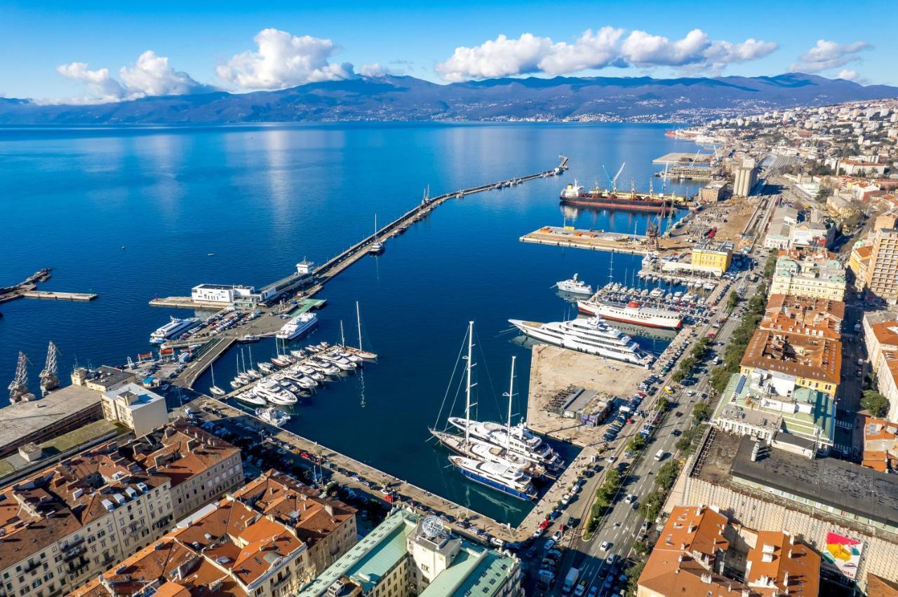 My Way Room, Parking, Sea View, Terrace Rijeka Exterior foto